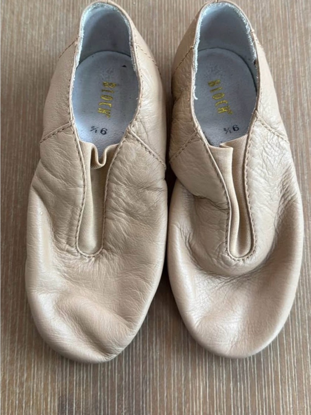 Bloch Kids Nude/Beige Leather Slip-On Dance Shoes